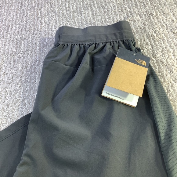 The North Face Mens Skyview Pant Asphalt Gray Lightweight Size Small NWT - Picture 1 of 16